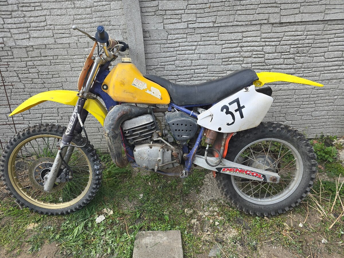 ČZ 380