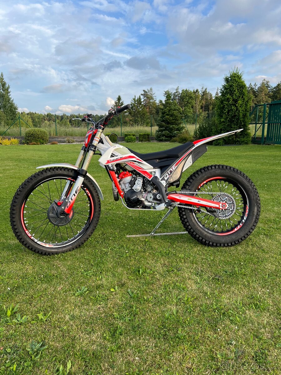 TRS XTRACK RR 300 2024