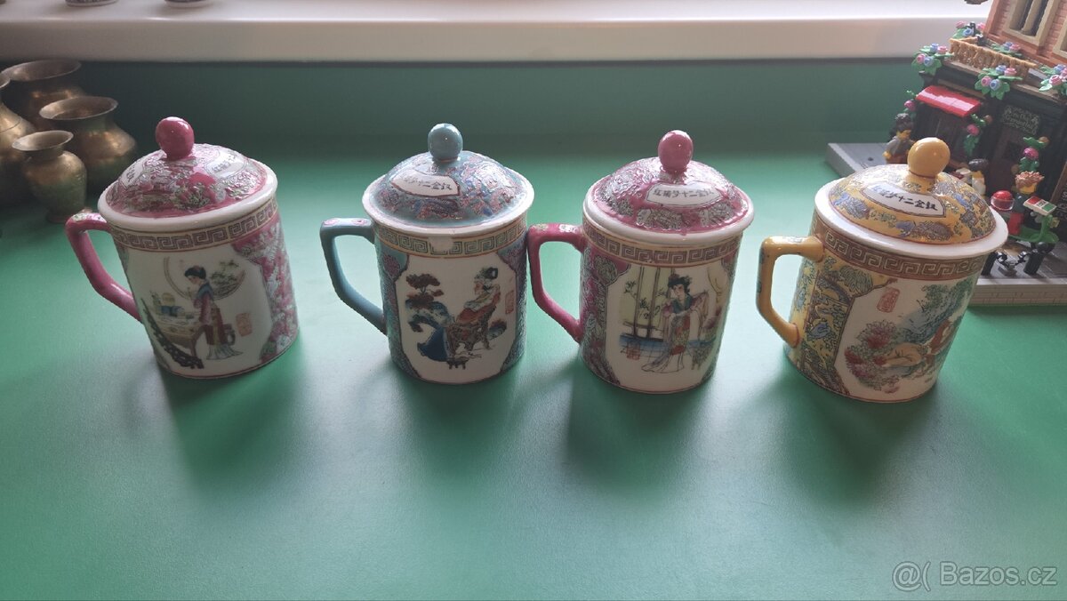 Čínský porcelan a kovové vázy