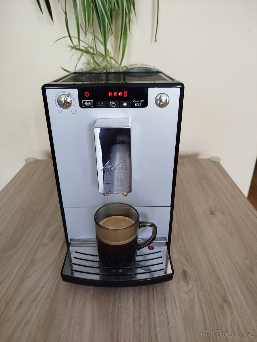 Kávovar Melitta Caffeo Solo E950-103