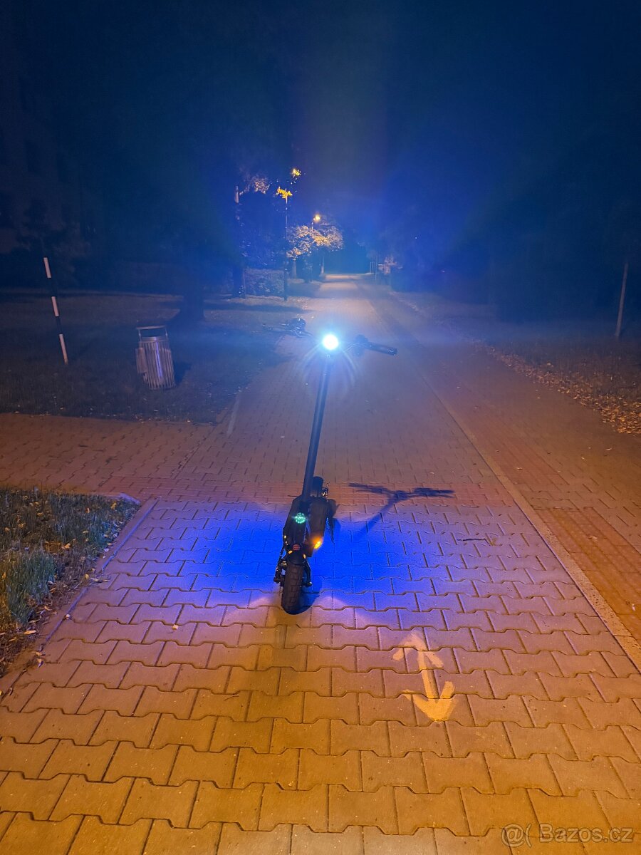 Elektrokoloběžka Kaboo mantis plus v2 edition