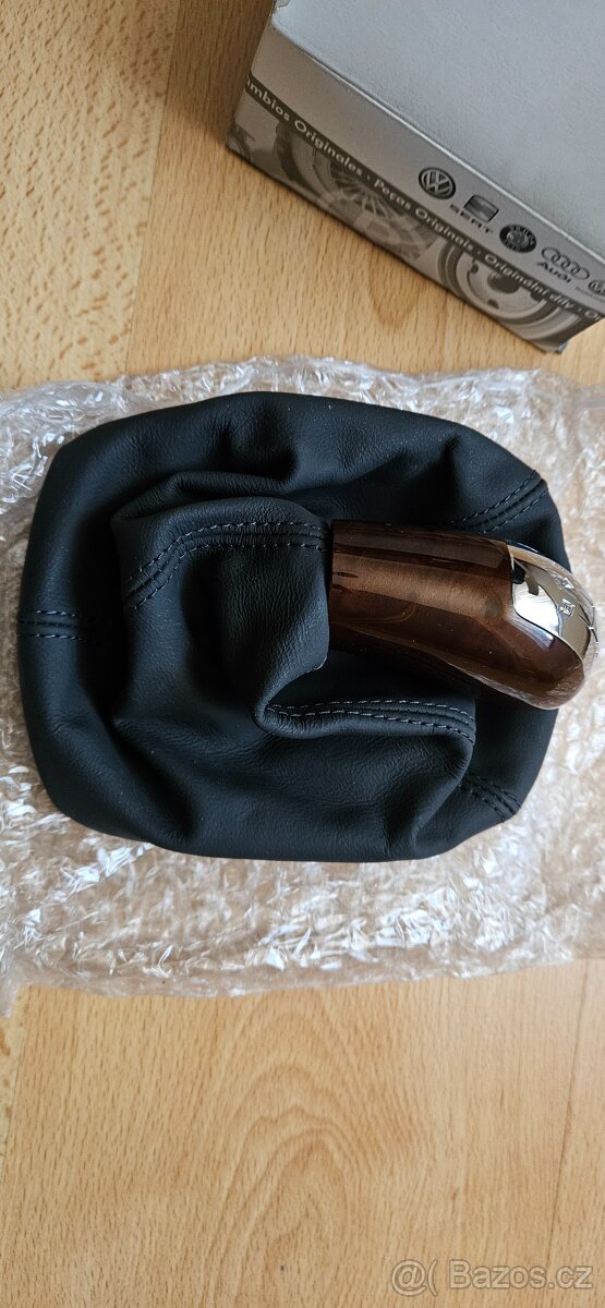 Škoda Superb I - Nová org. rukojeť a manžeta