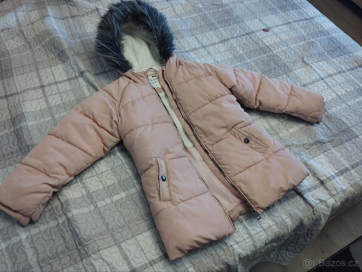 Dívčí zimní bunda 128