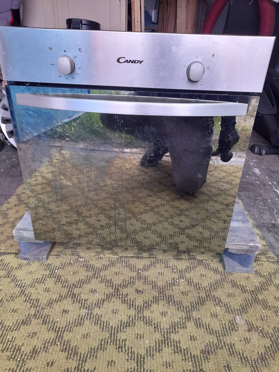 Elektrická trouba Candy