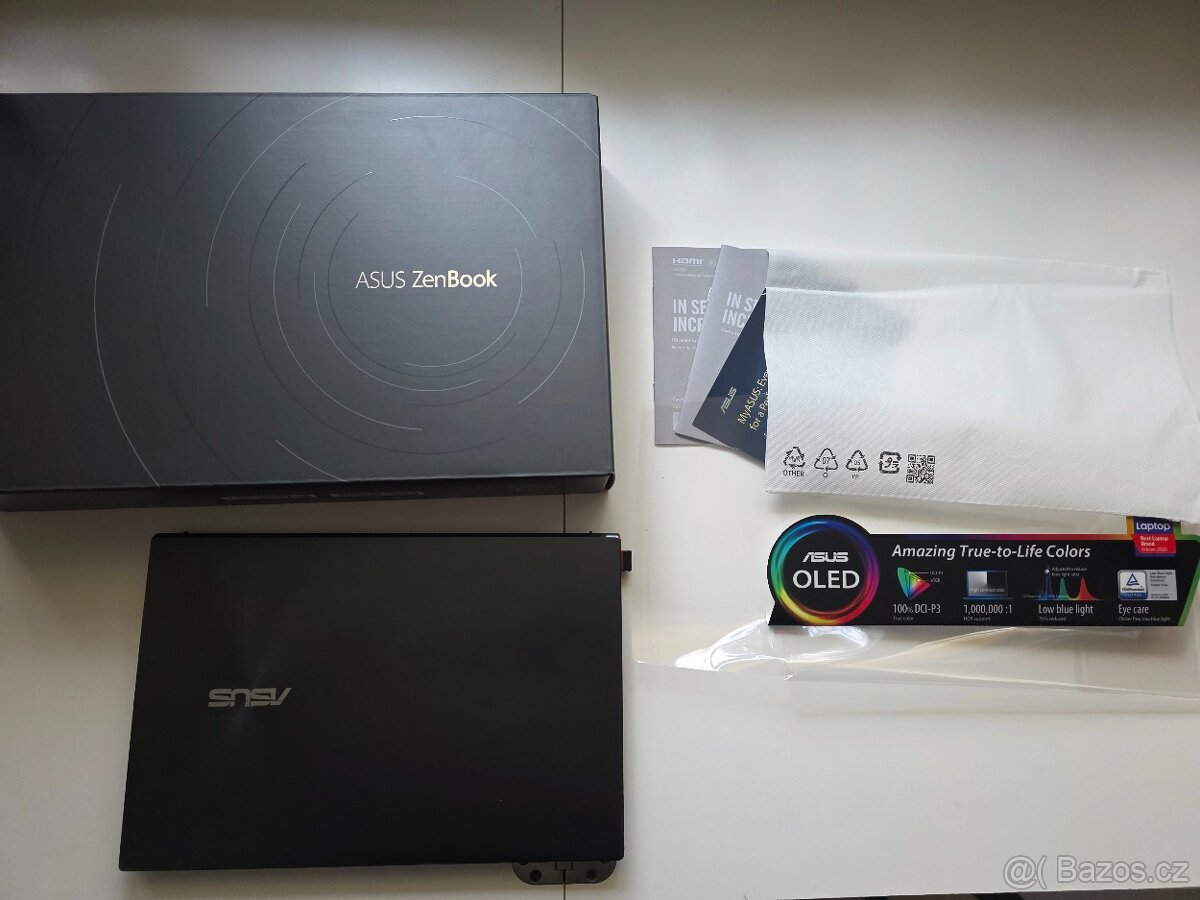Notebook Asus Zenbook 13 OLED - TOP