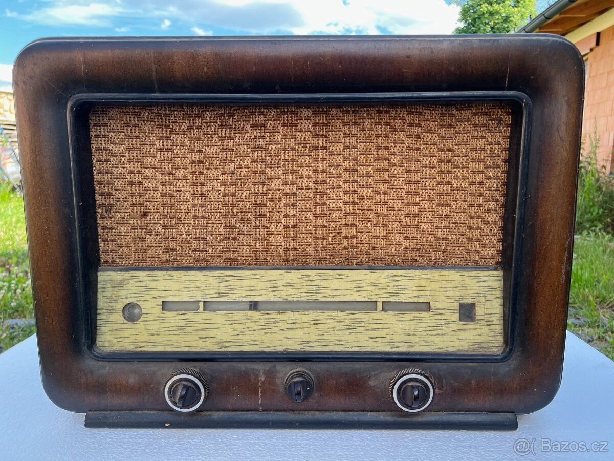 Rádio TESLA MELODIC