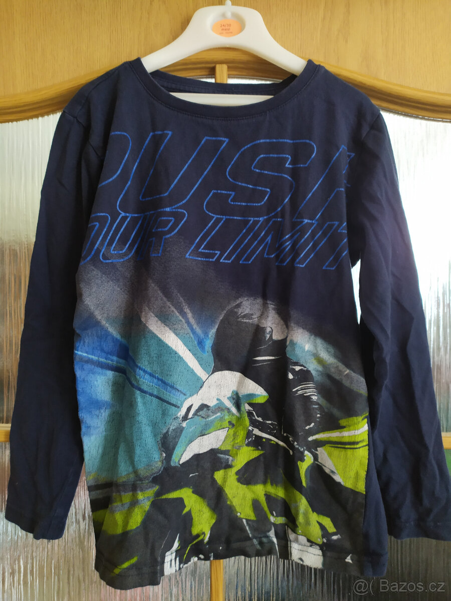 BAVLNĚNÉ TRIČKO S DLOUHÝM RUKÁVEM VEL.134/140