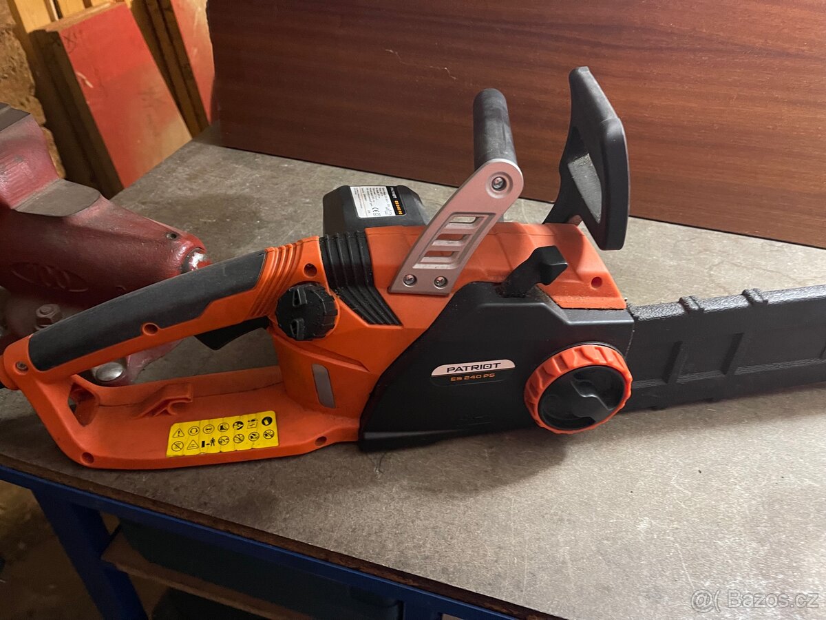 Elektrická pila Patriot es 240 od