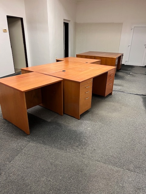 Kancelářský nábytek