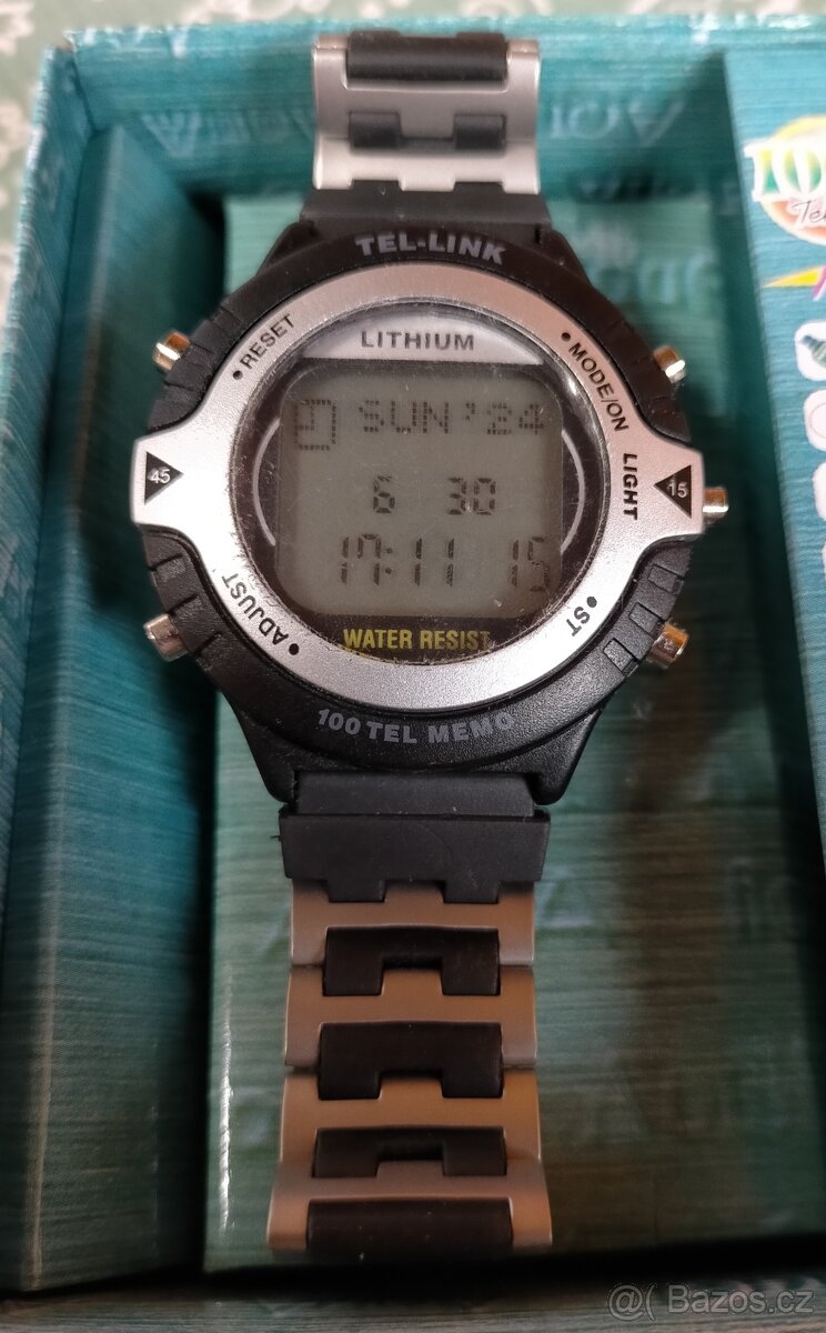 Pánské retro digitálky s databankou