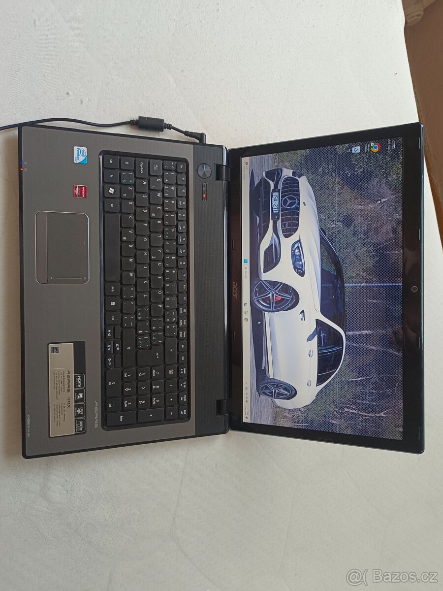 17.3" Acer 8gb RAM/512gb SSD/Win 11