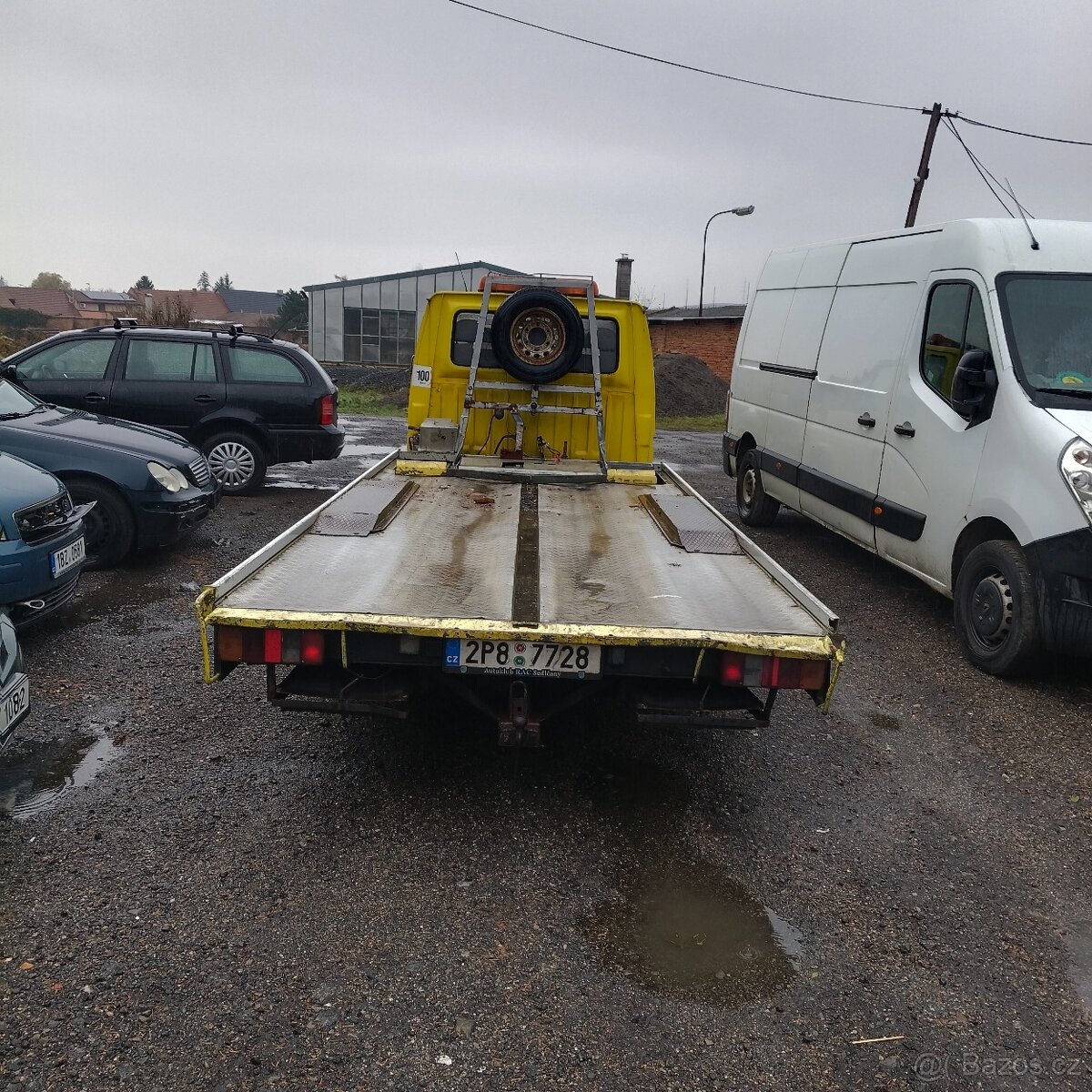 Ford transit odtahový speciál