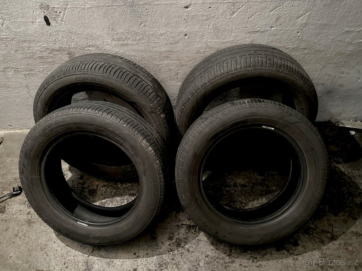 Sada letních Pneu Bridgestone Ecopia 175/65 R15 vzorek 4mm