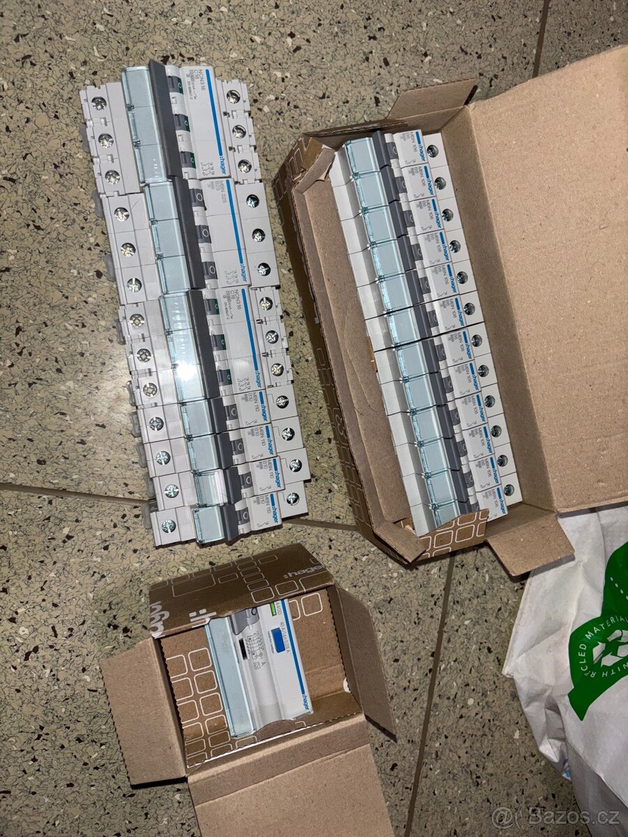 Elektrické jističe Hager