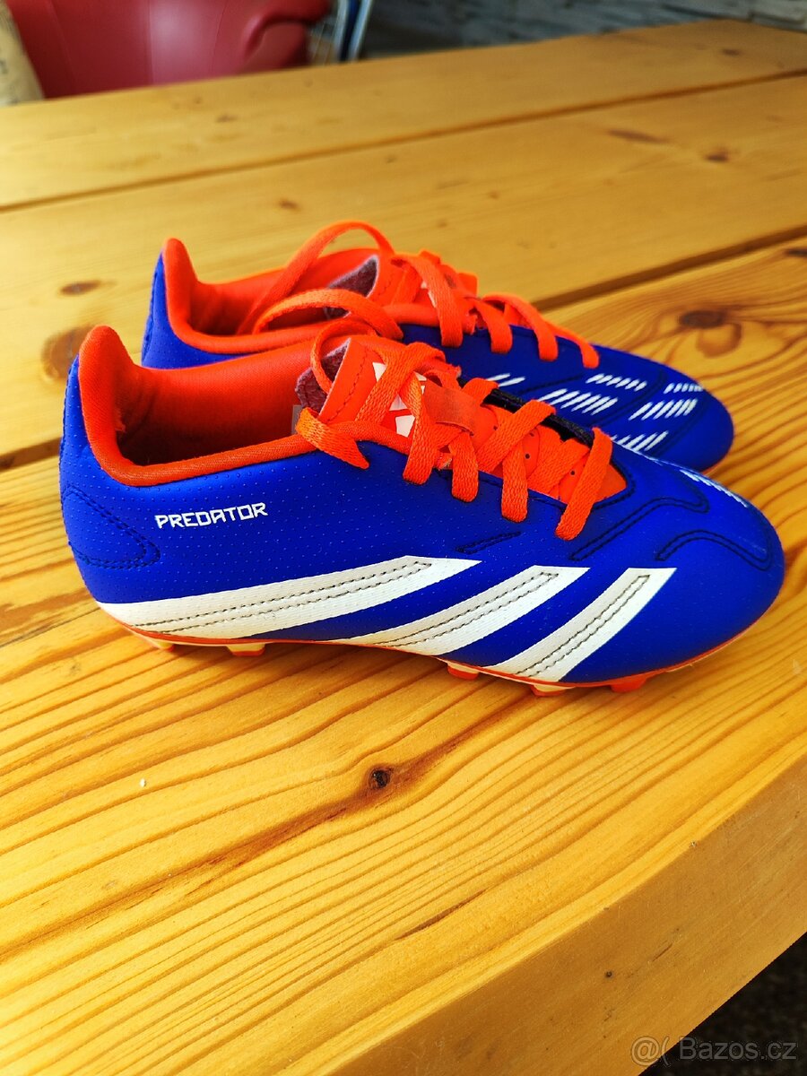Kopacky Adidas Predator vel. 32