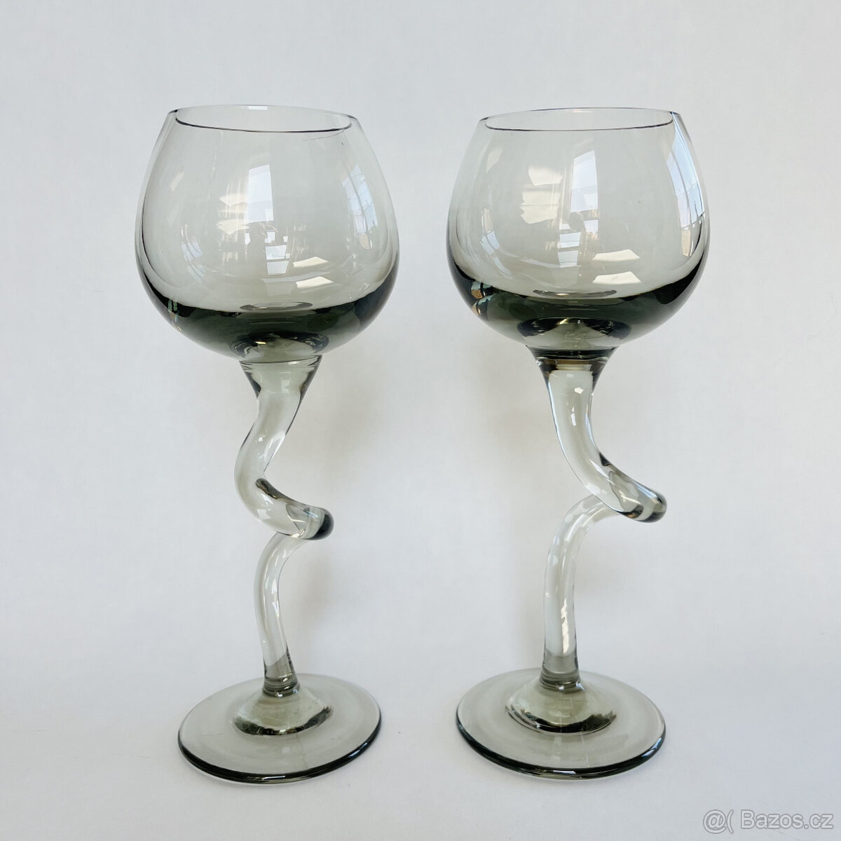 2x designová sklenice 250ml, kouřové sklo