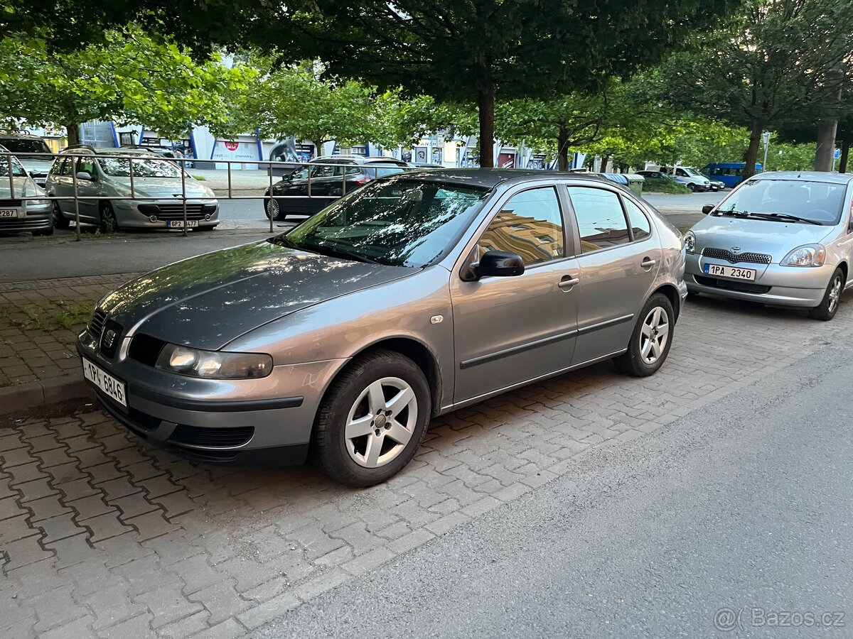 Prodám SEAT LEON 1.4 benzín, rok 2003 – nepojízdný stav