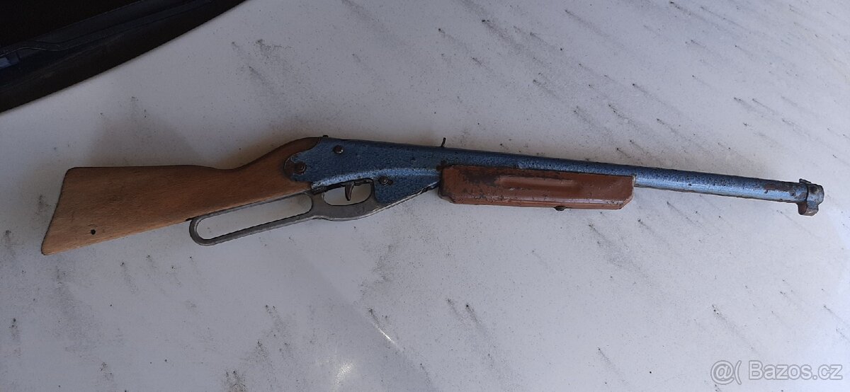 Stará Polovnická puška Strojsmalt 1968