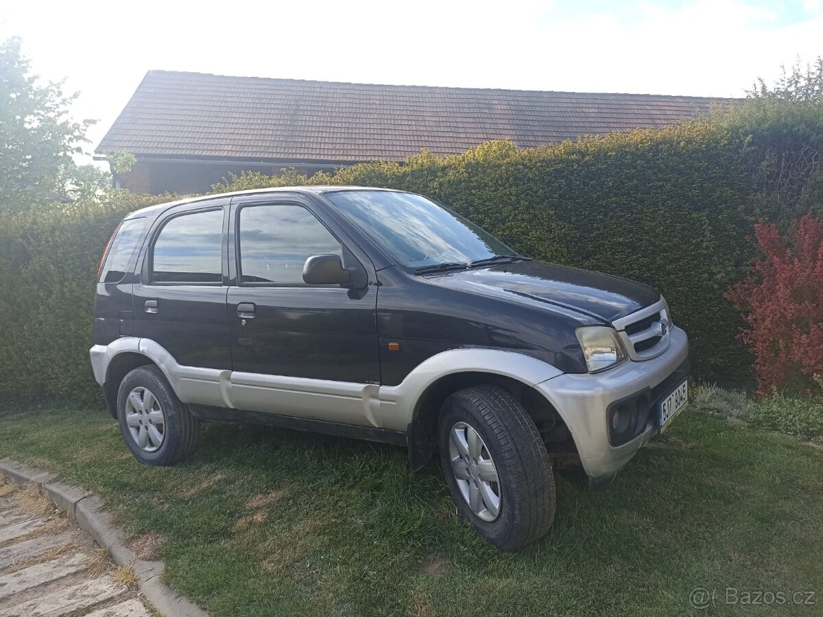 Prodám Daihatsu Terios, r.v. 2005, 63 kW, 4x4, černá