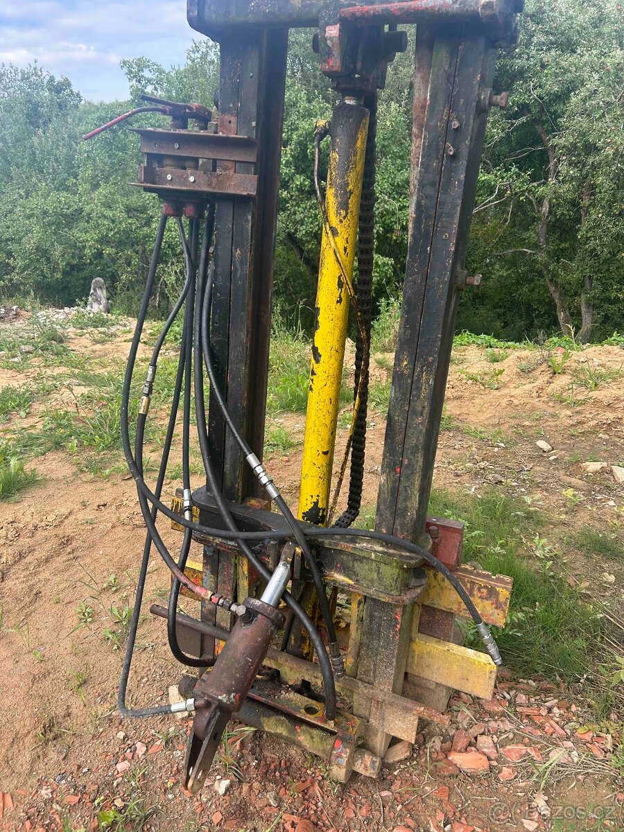 vidle z ještěrky/za traktor