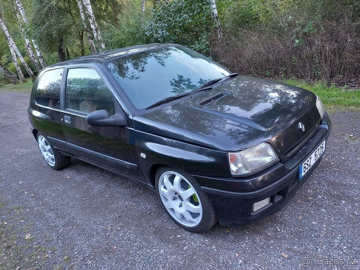 Renault Clio 1.8 16V