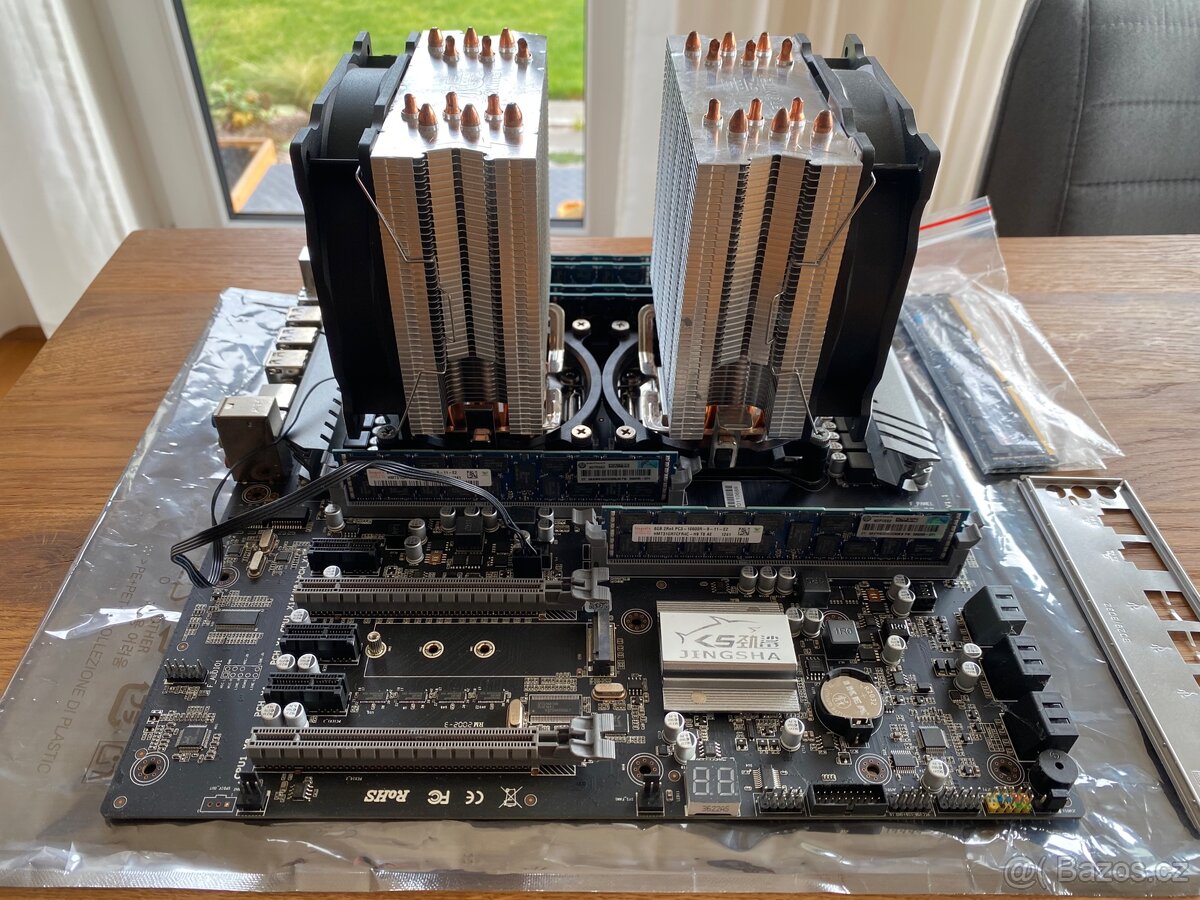 Základní deska X79, dual Xeon E5-4650, 64GB RAM