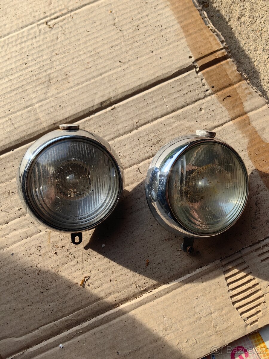 Jawa pionýr 555 /550 světlo