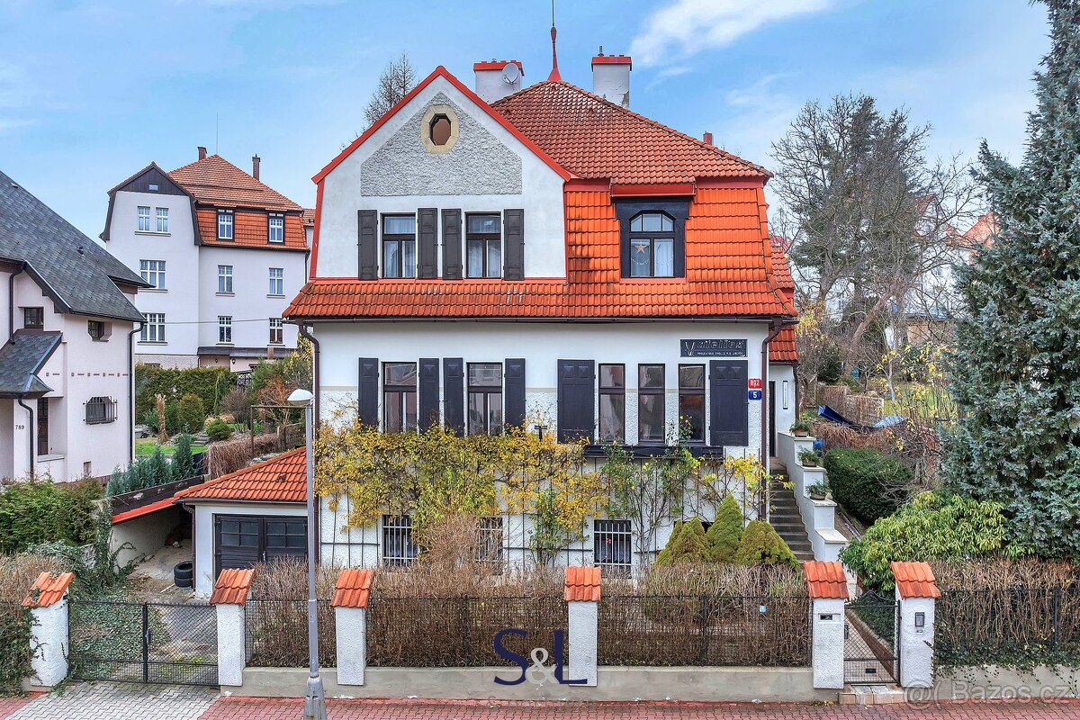 Pronájem bytu  3+1, 131 m2 - Staré město, Liberec