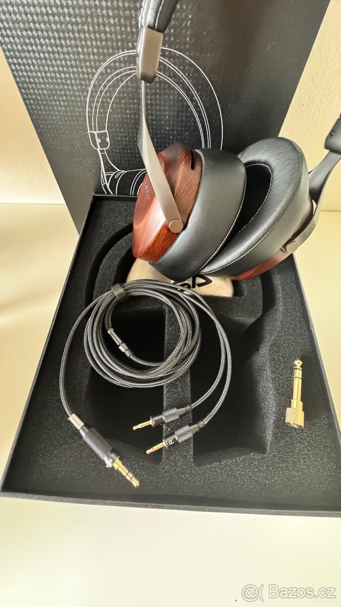 Sluchátka - okolo uší, uzavřená konstrukce Sivga SV021