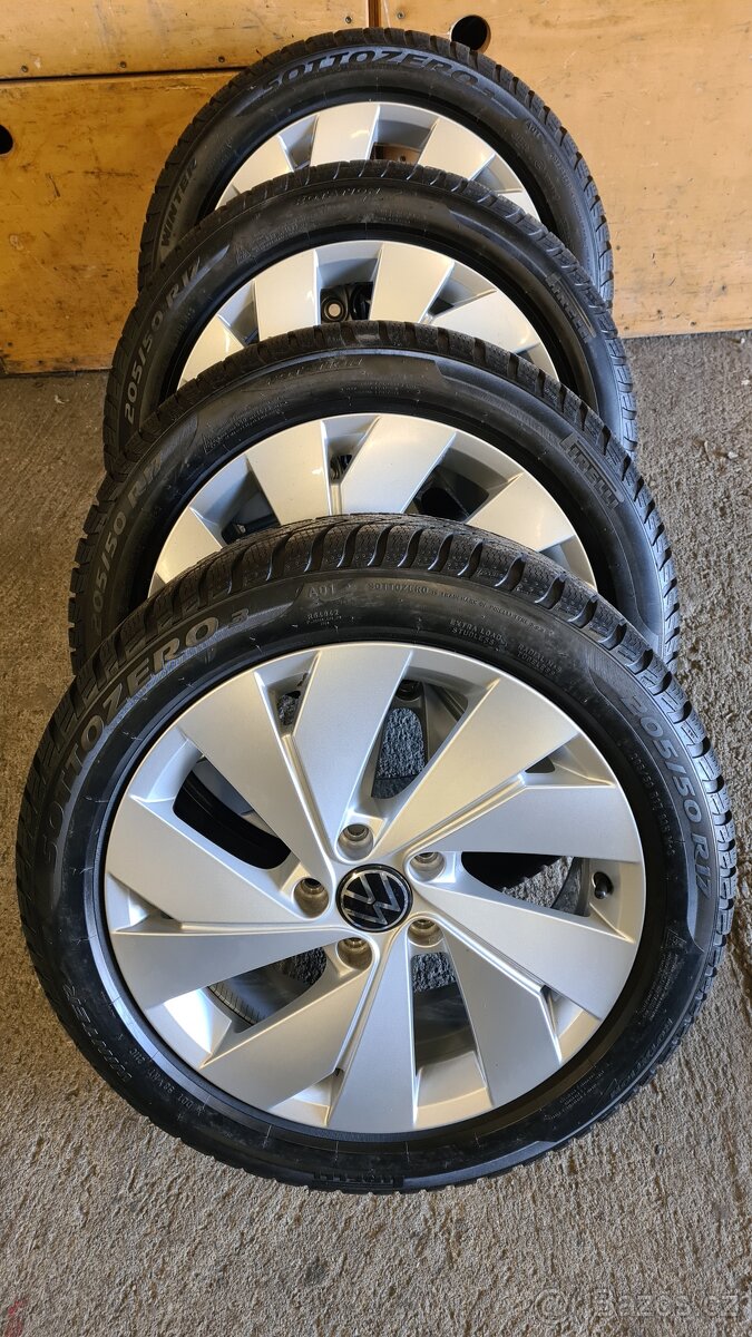 ALU kola R17 - 5x112 originál zimní VW GOLF,8,7,6,5. PASSAT