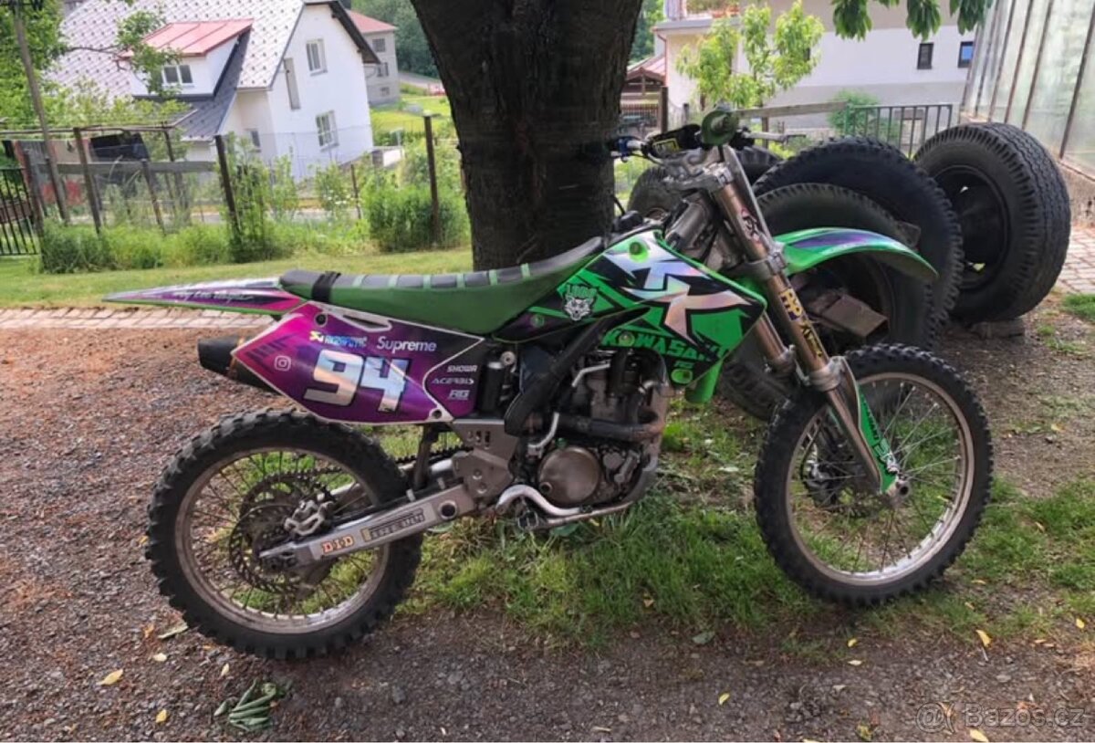 Díly Kawasaki KXF Suzuki RMZ 250
