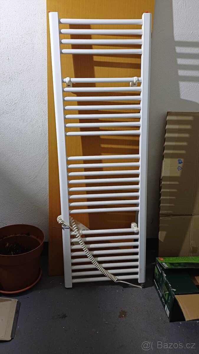 Prodám topný žebřík do koupelny