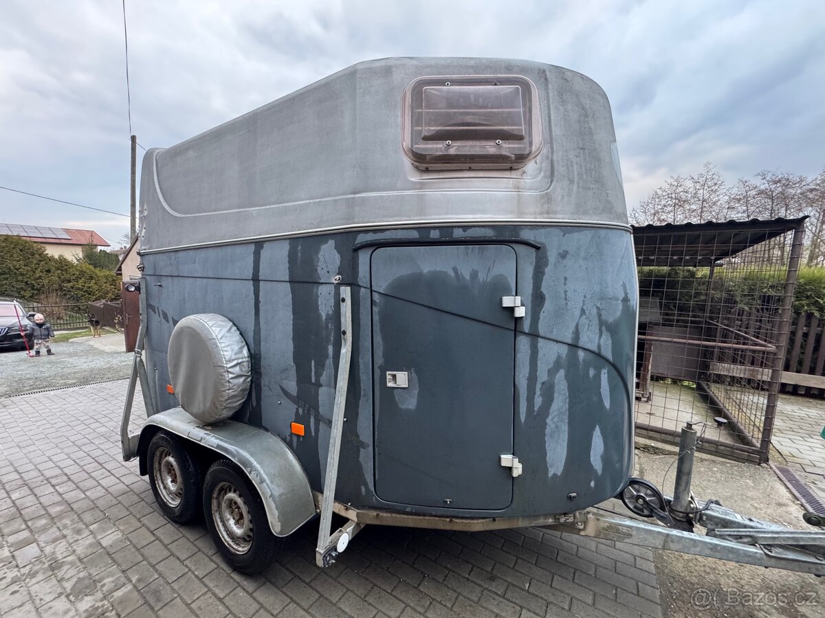 Přívěs pro koně