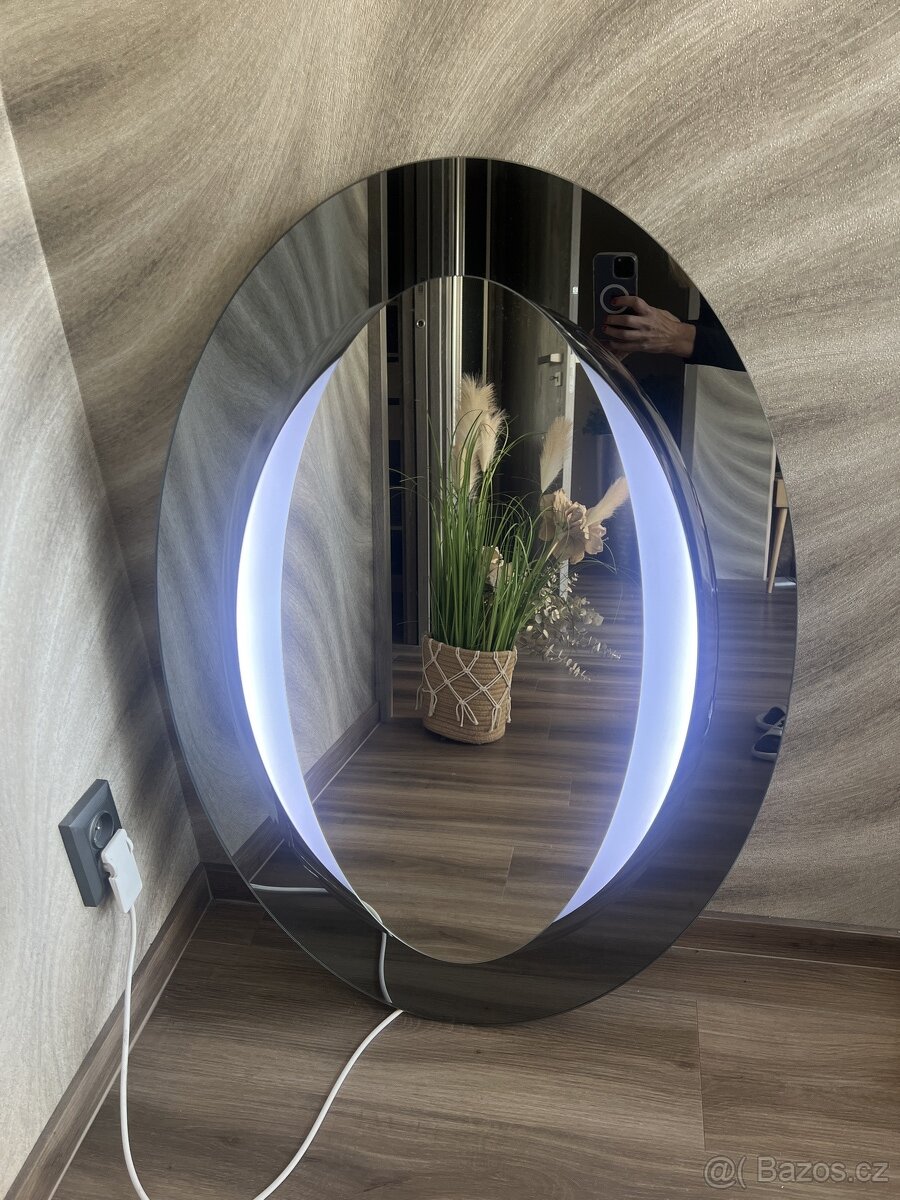 Luxusni zrcadlo
