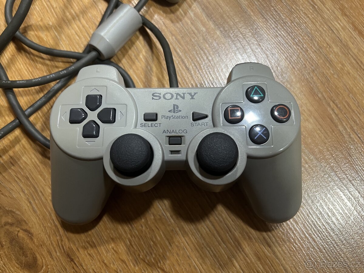 Playstation 1 - ovladač originál SCPH-1200