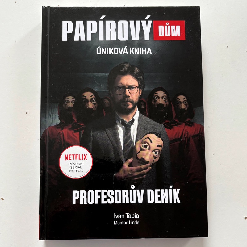 Papírový dům - Úniková hra