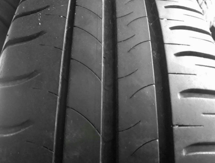 Sady nebo 2ks letních pneu 195/65 R15: