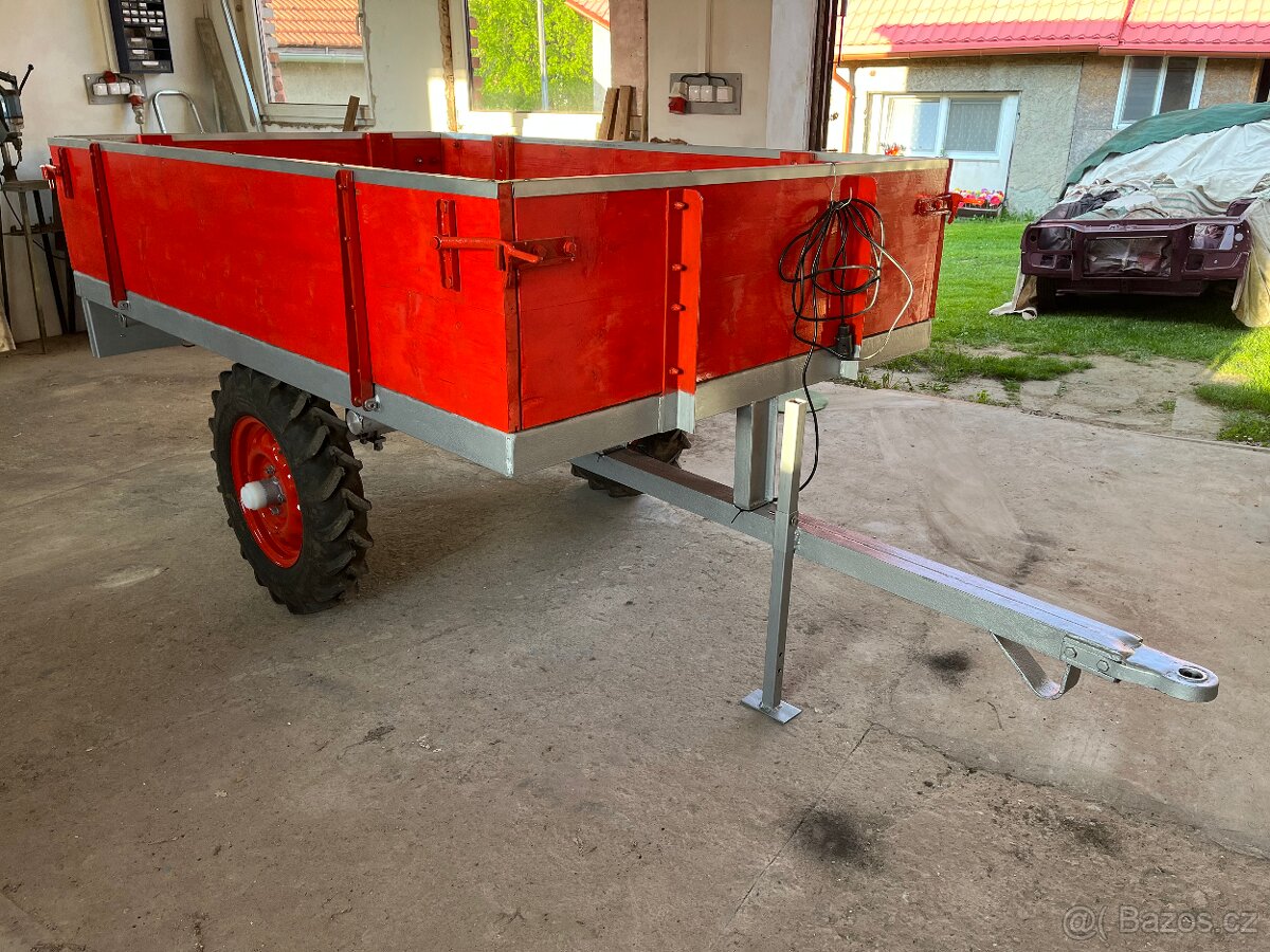 Kára za traktor