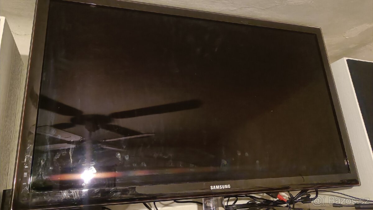 Tv samsung ue40d5500rw