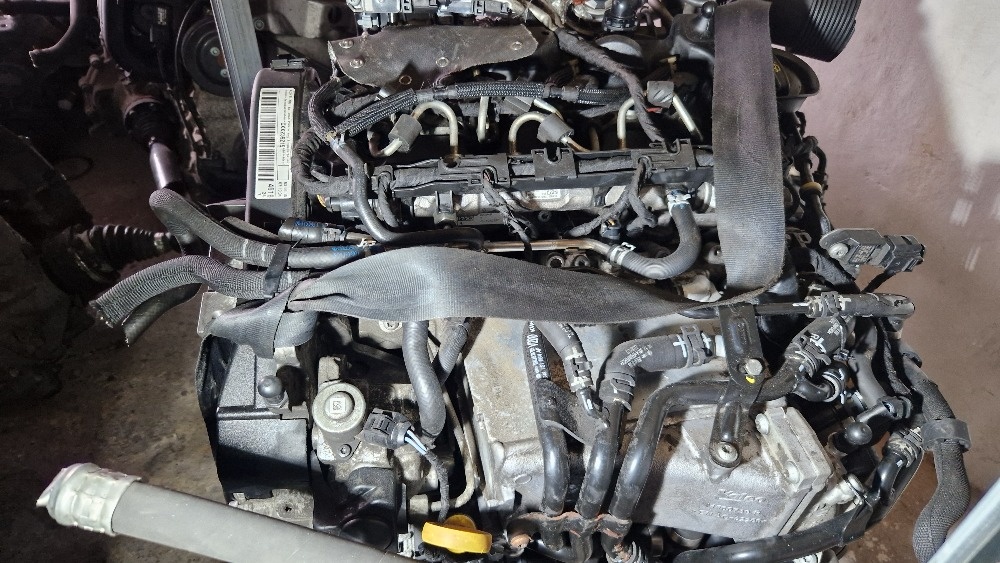 vw škoda nabízím motor 2,0 TDi- CKFC Octavia III. bezvadný