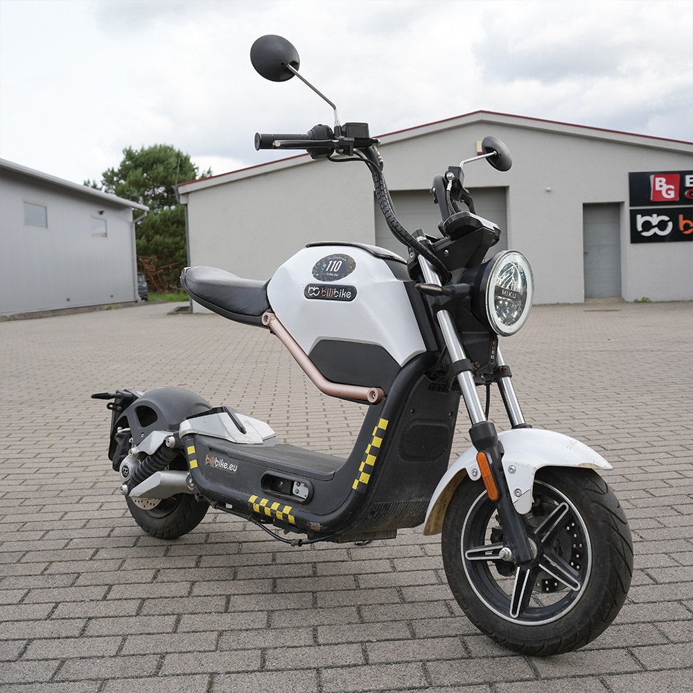 elektrický skútr, ektrická koloběžka MIKU MAX -bílá,použitá