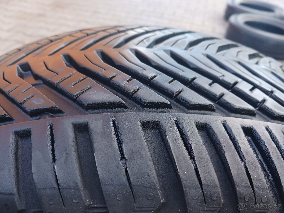 Pěkné celoroční pneu Kormoran AllSeason 215/50R17