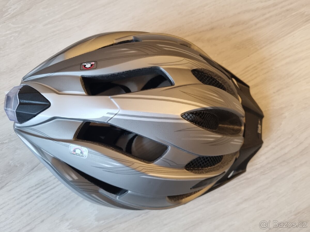 Cyklo helmu