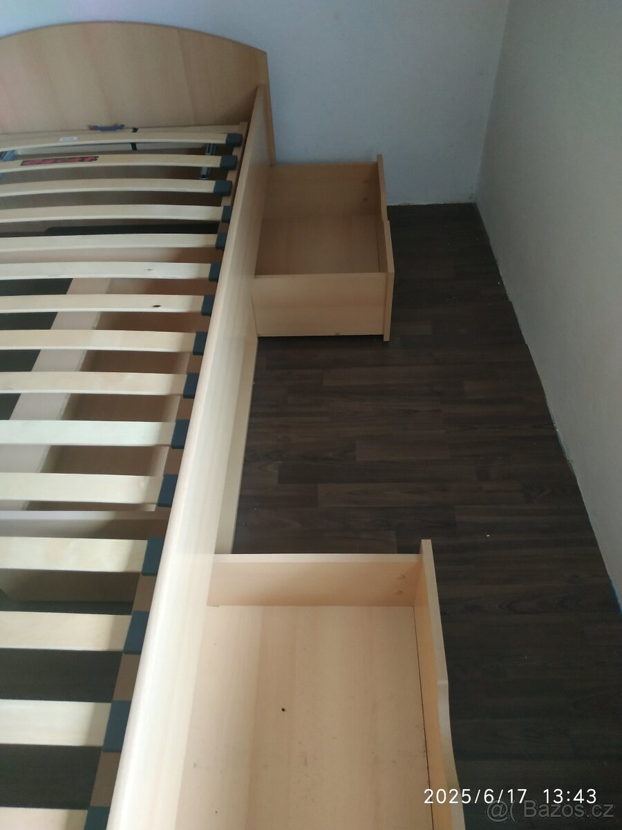 Prodám postele