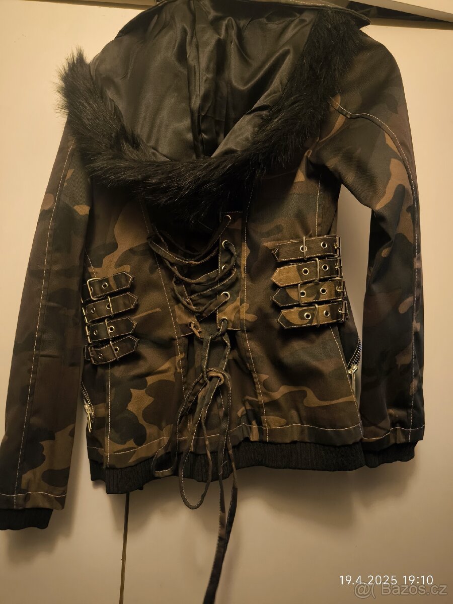 Dámská maskáčová bunda