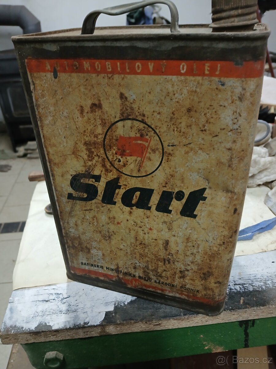 Starý kanystr Start