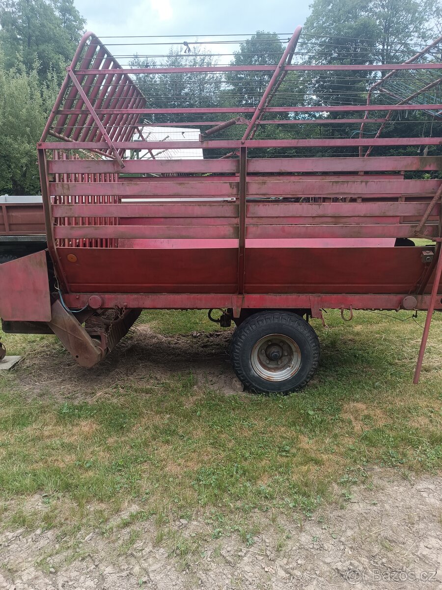 Prodám sběrací vůz Horal
