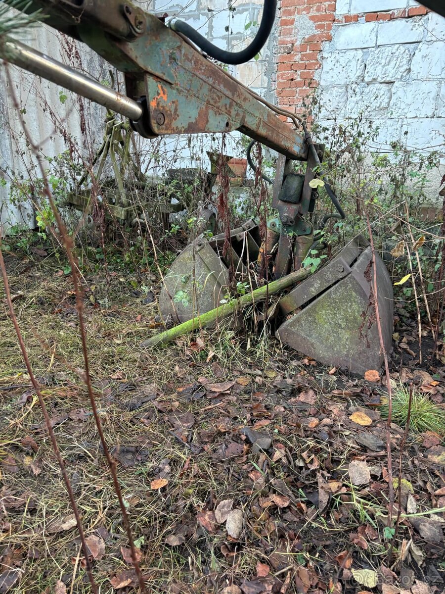 Prodám nakladač UNHZ 750,