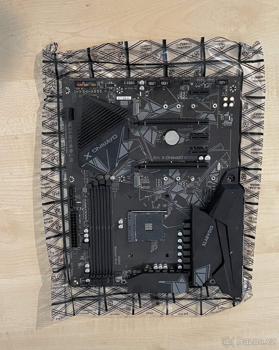 Gigabyte B550 Gaming x V2 - čtete popis