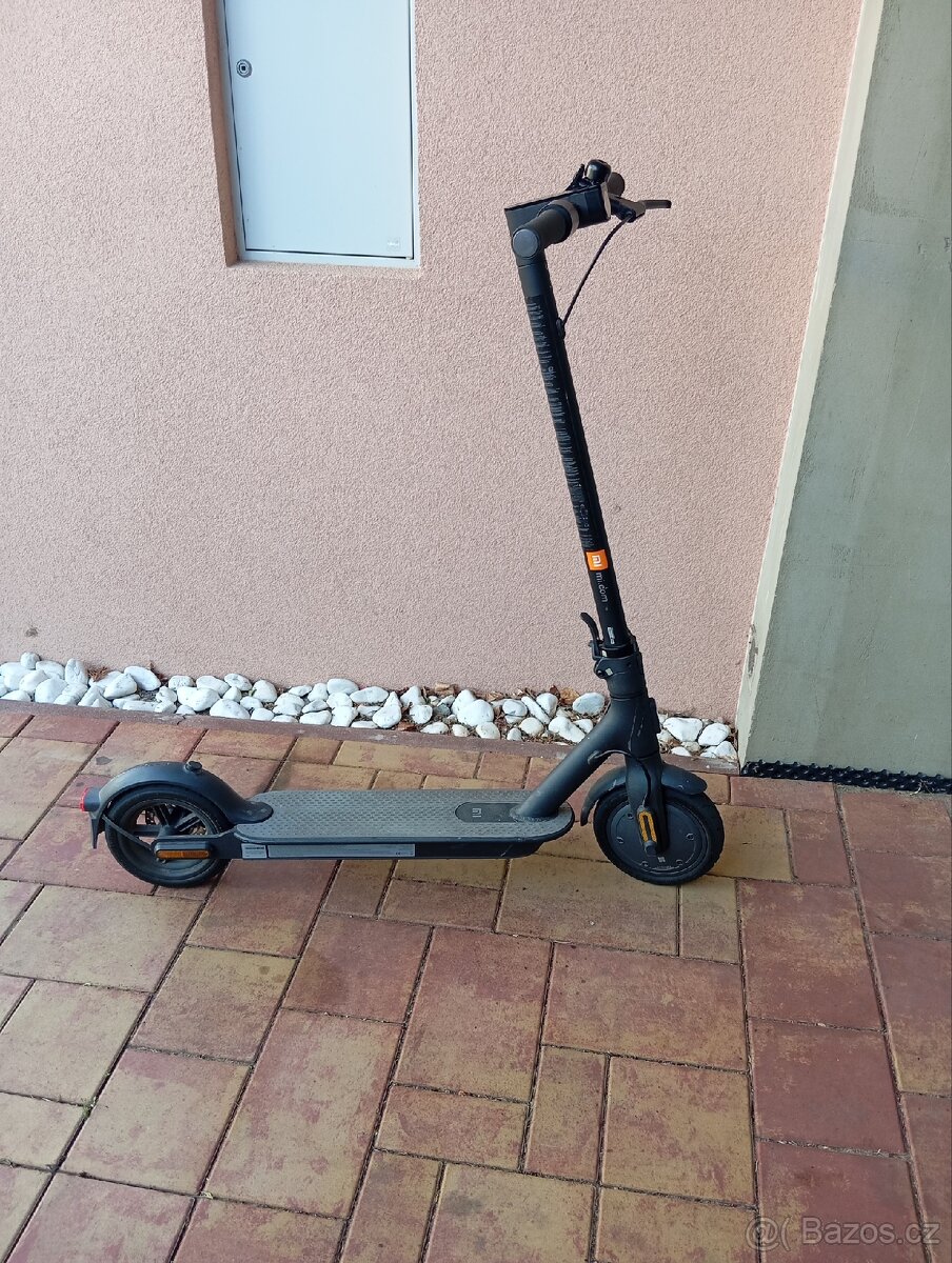 El. Koloběžka Xiaomi Essential